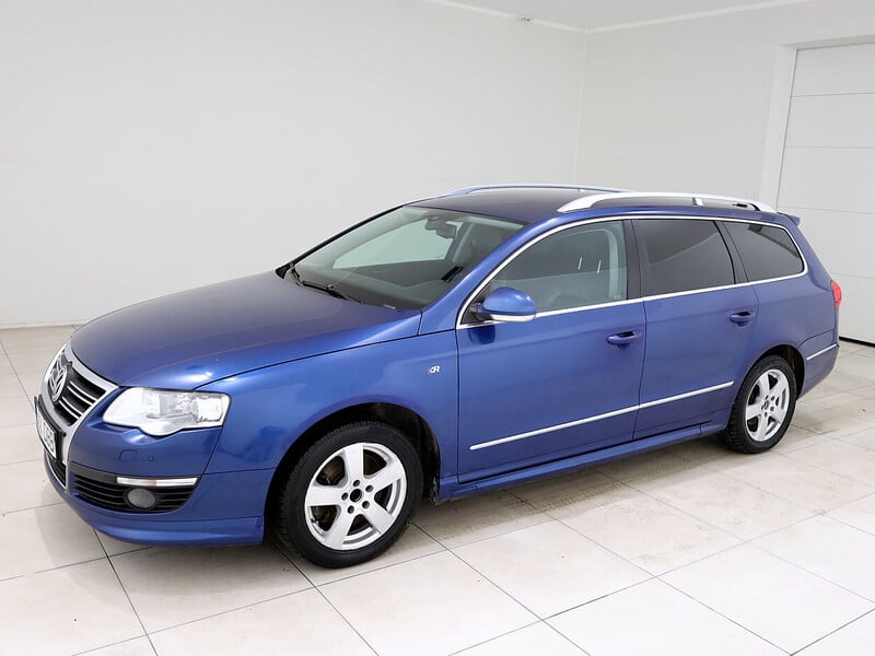 Фотография 2 - Volkswagen Passat 2010 г Универсал