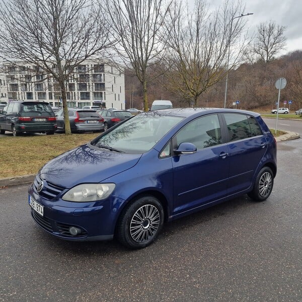 Photo 2 - Volkswagen Golf Plus 2009 y Hatchback