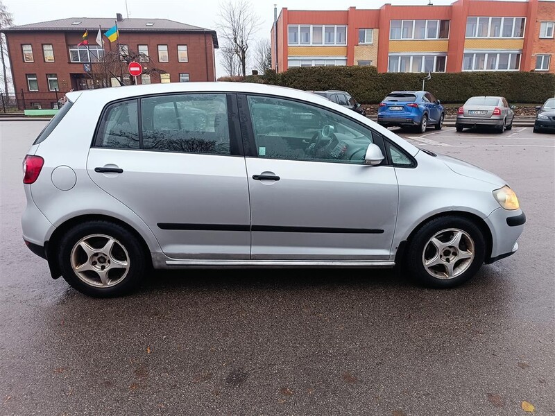 Photo 5 - Volkswagen Golf Plus 2007 y Hatchback