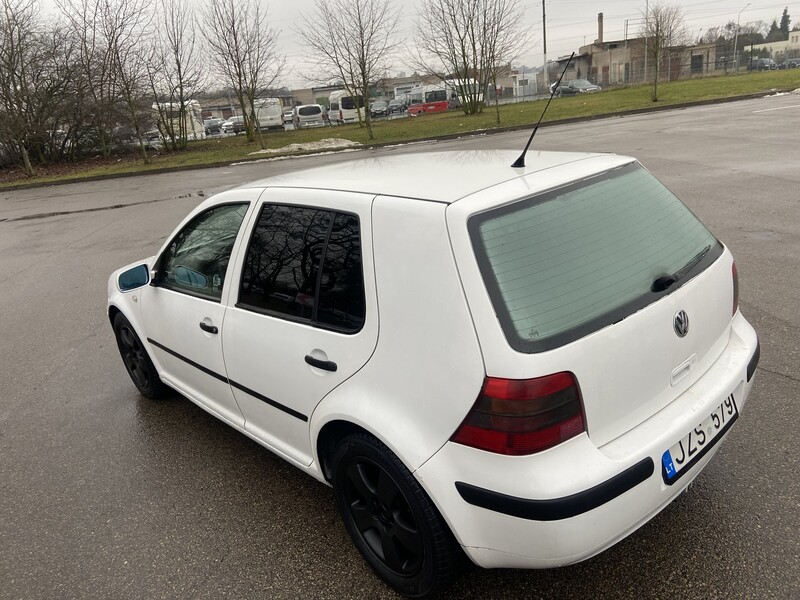 Photo 8 - Volkswagen Golf 2001 y Hatchback