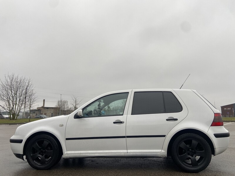 Photo 10 - Volkswagen Golf 2001 y Hatchback