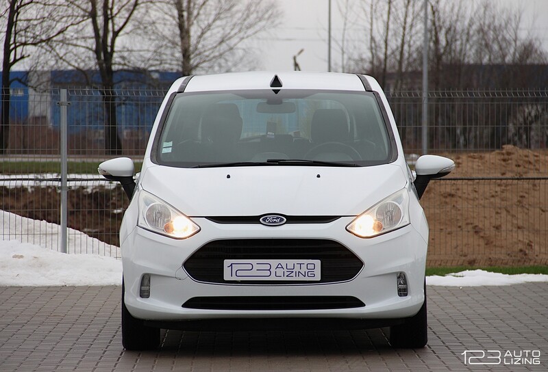 Фотография 3 - Ford B-MAX 2017 г Минивэн