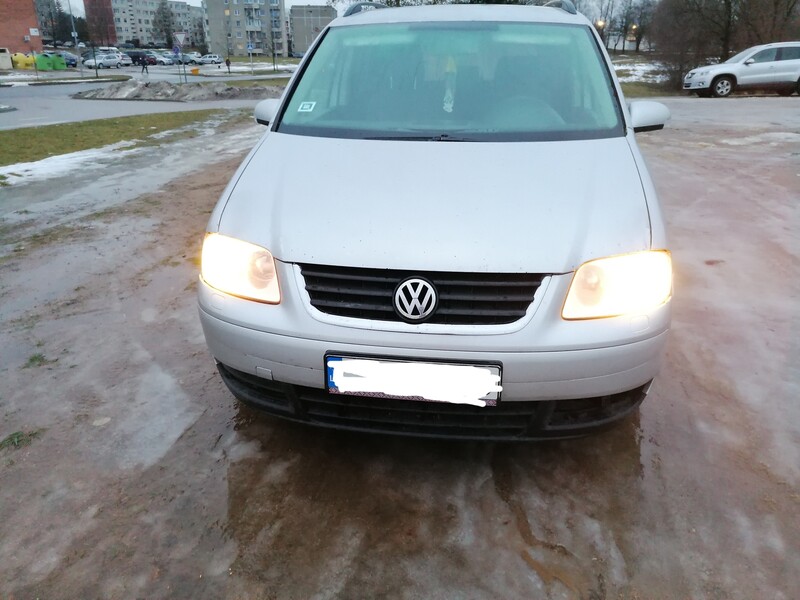 Photo 2 - Volkswagen Touran 2005 y Van