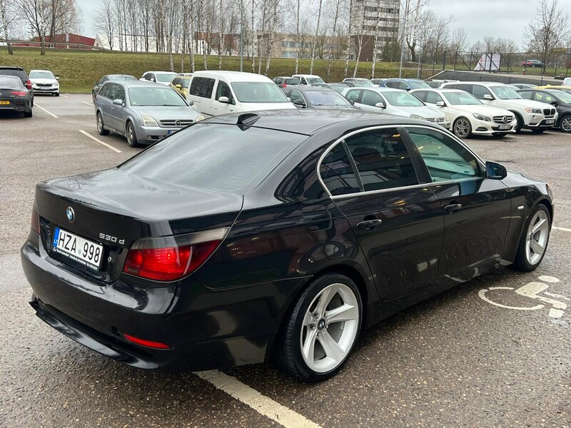 Nuotrauka 6 - Bmw 530 2004 m Sedanas