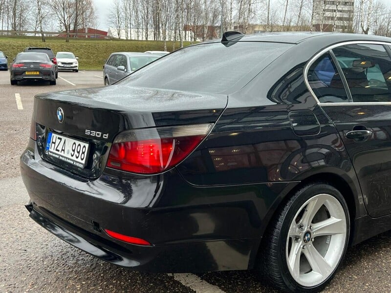 Nuotrauka 9 - Bmw 530 2004 m Sedanas