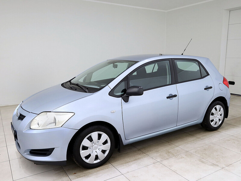 Photo 2 - Toyota Auris 2007 y Hatchback