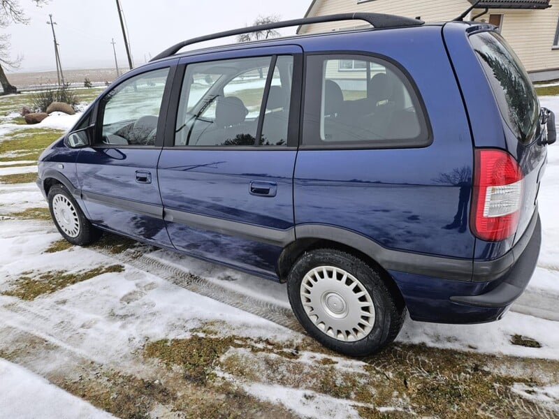 Photo 2 - Opel Zafira 2004 y Van