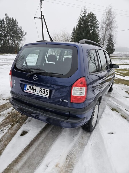 Photo 3 - Opel Zafira 2004 y Van