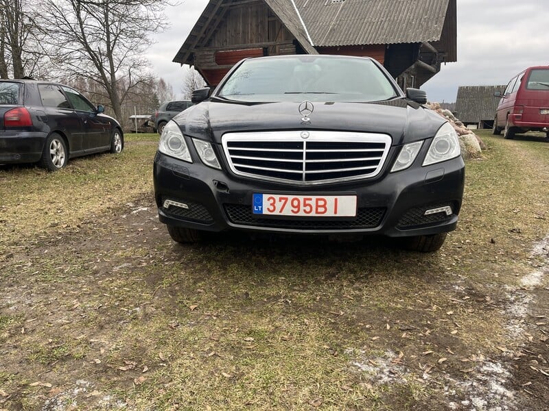 Фотография 2 - Mercedes-Benz E 220 2009 г Седан