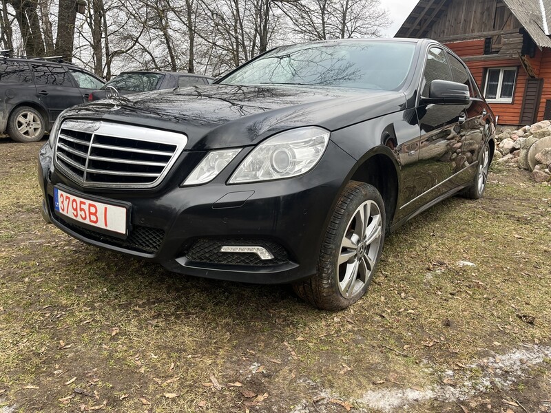 Фотография 4 - Mercedes-Benz E 220 2009 г Седан