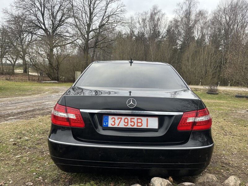 Фотография 8 - Mercedes-Benz E 220 2009 г Седан