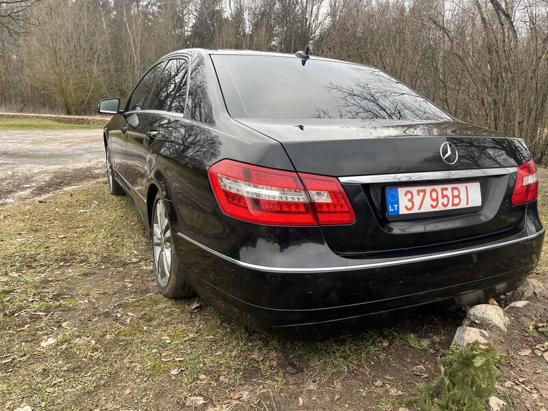 Фотография 9 - Mercedes-Benz E 220 2009 г Седан