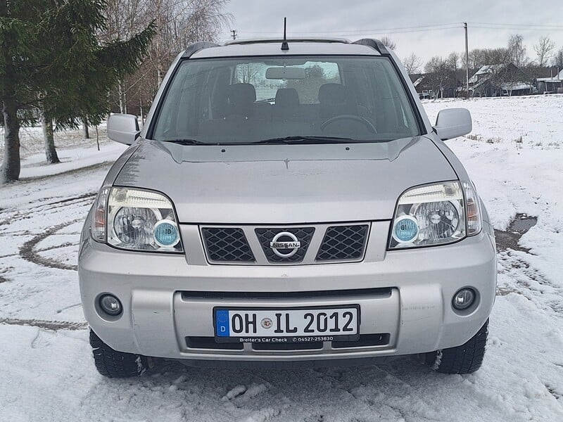 Photo 2 - Nissan X-Trail 2004 y Off-road / Crossover