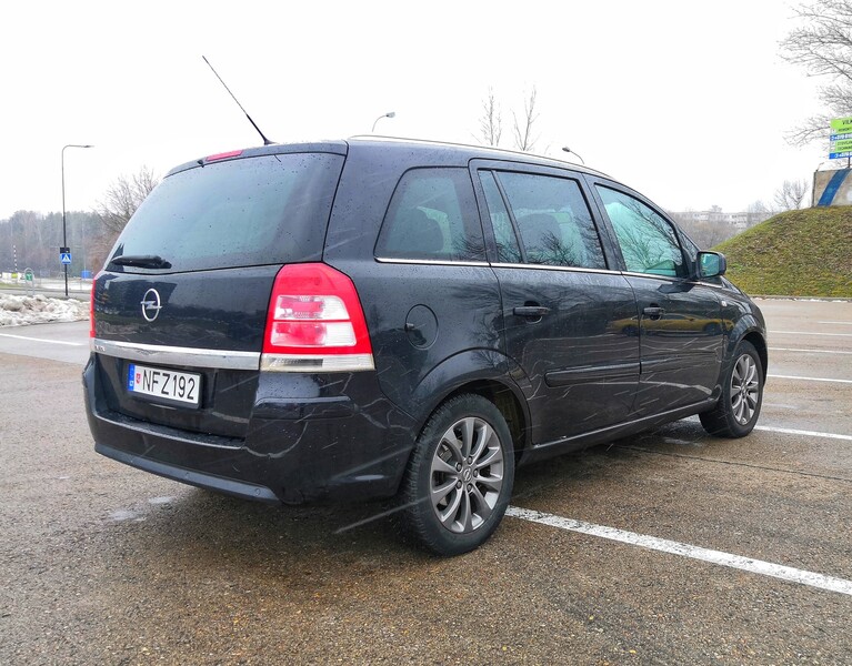 Фотография 3 - Opel Zafira 2011 г Минивэн