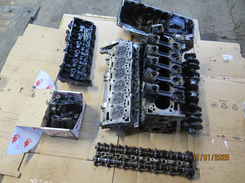 Photo 1 - Bmw 2010 y parts