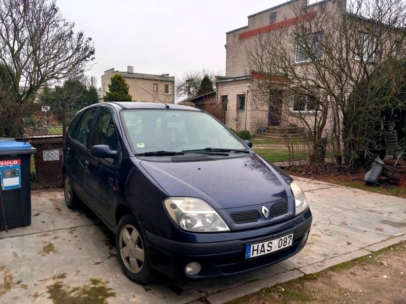 Photo 1 - Renault Scenic 2001 y Van