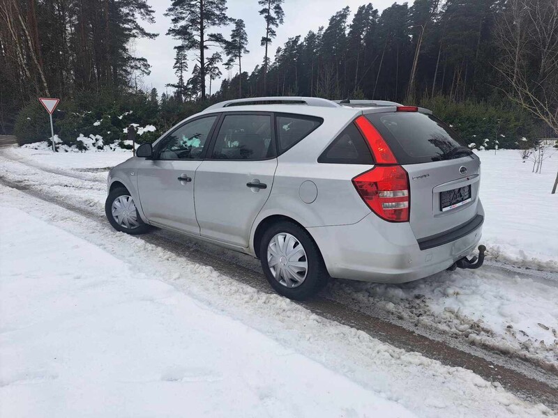 Photo 10 - Kia Cee'd 2008 y Wagon