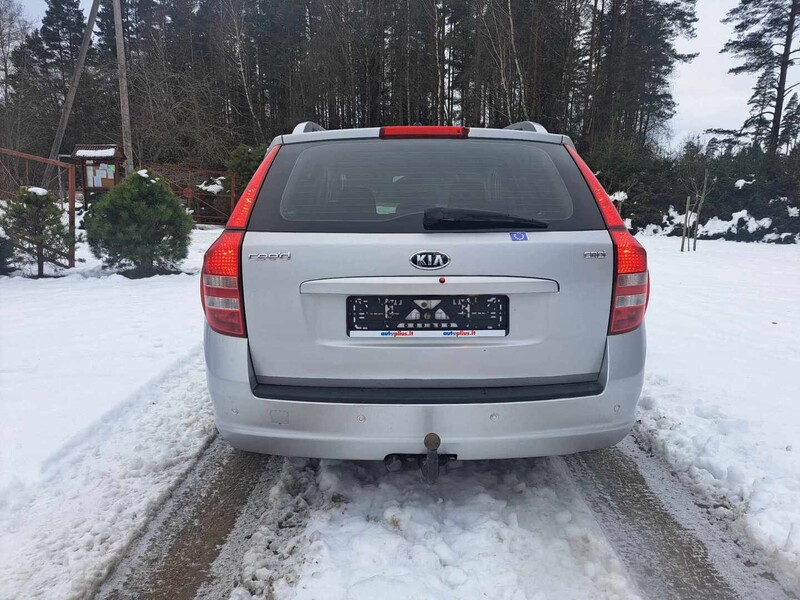 Photo 6 - Kia Cee'd 2008 y Wagon