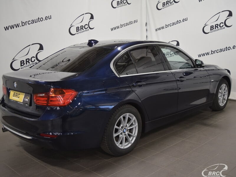 Photo 2 - Bmw 320 D Luxury Line 2012 y