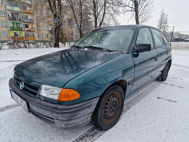 Nuotrauka 1 - Opel Astra 1994 m Hečbekas