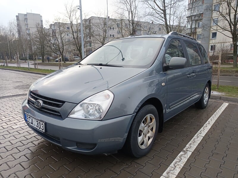 Photo 3 - Kia Carnival CAMPER 2006 y