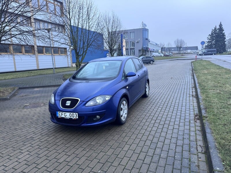 Photo 1 - Seat Toledo 2006 y Hatchback