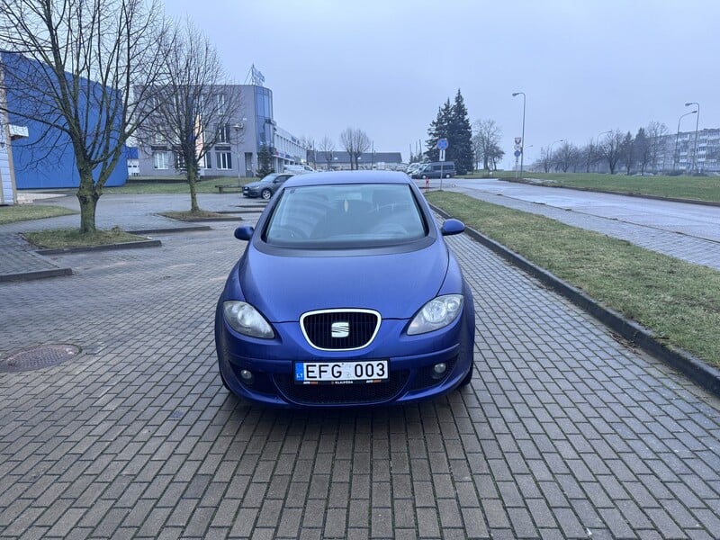 Photo 2 - Seat Toledo 2006 y Hatchback