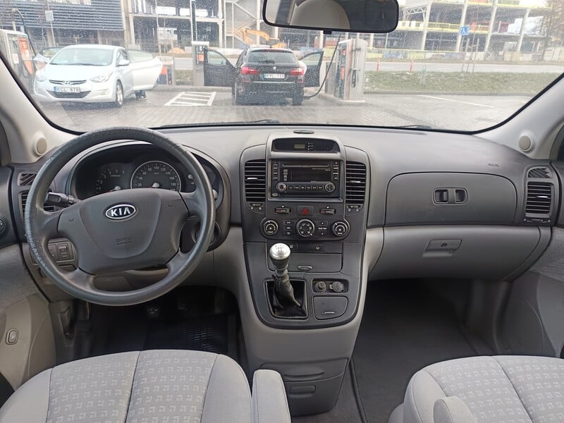 Photo 5 - Kia Carnival CAMPER 2006 y