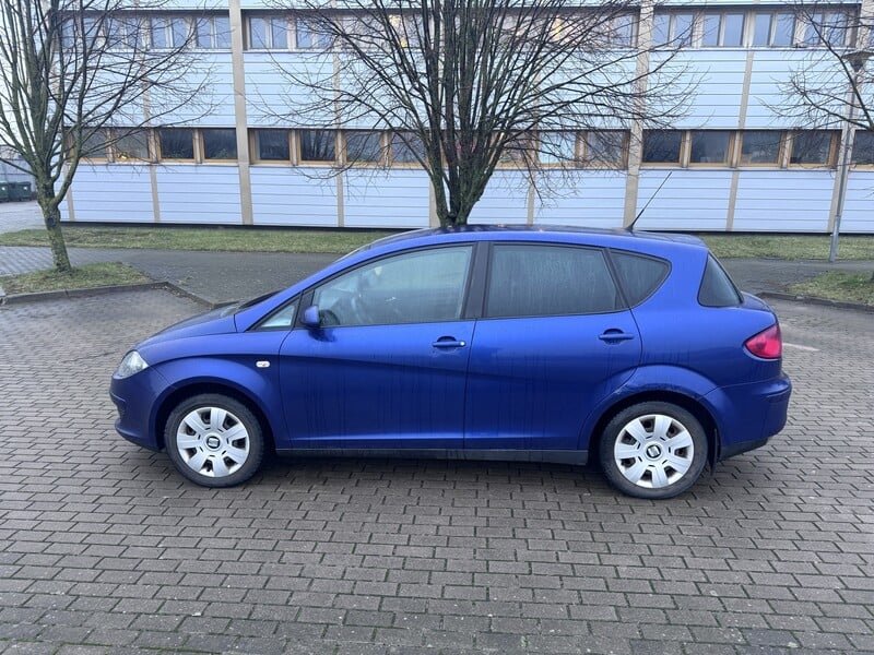 Photo 8 - Seat Toledo 2006 y Hatchback