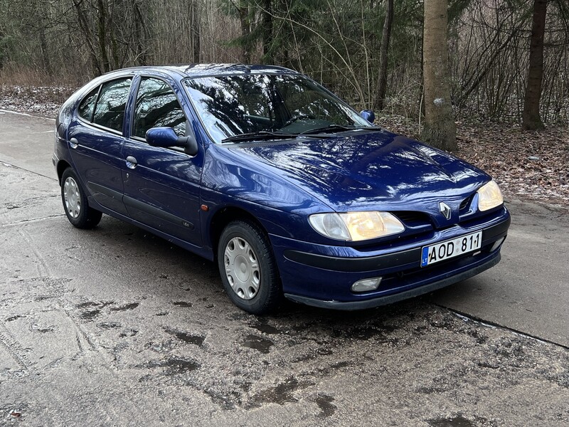 Nuotrauka 2 - Renault Megane 1996 m Sedanas