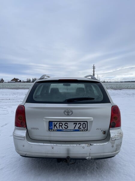 Фотография 5 - Toyota Avensis 2004 г Универсал