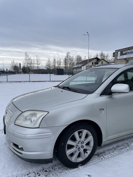 Фотография 7 - Toyota Avensis 2004 г Универсал