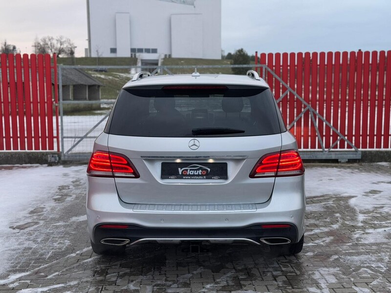 Photo 6 - Mercedes-Benz GLE 400 2018 y Off-road / Crossover