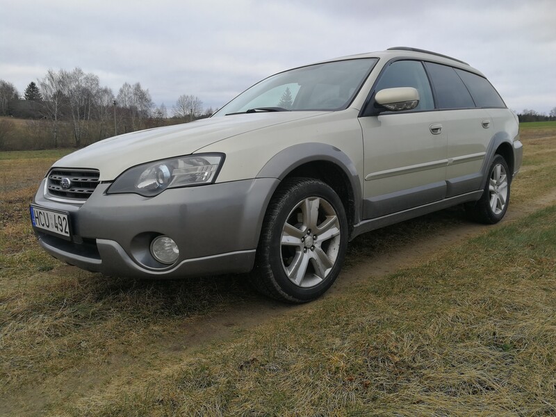 Photo 2 - Subaru OUTBACK 2005 y Wagon