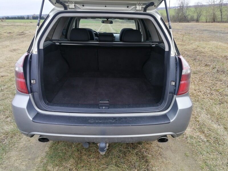 Photo 8 - Subaru OUTBACK 2005 y Wagon