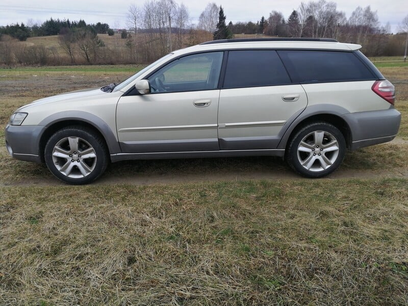 Photo 6 - Subaru OUTBACK 2005 y Wagon