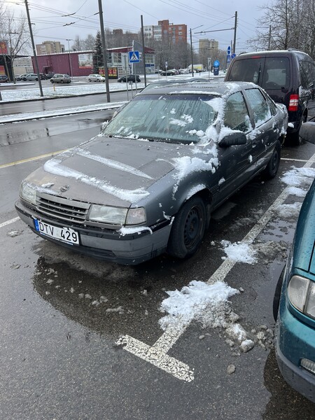 Photo 2 - Opel Vectra 1992 y Sedan