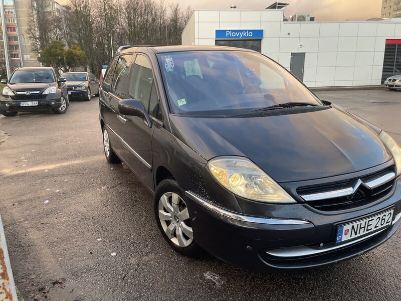 Photo 1 - Citroen C8 2008 y Van