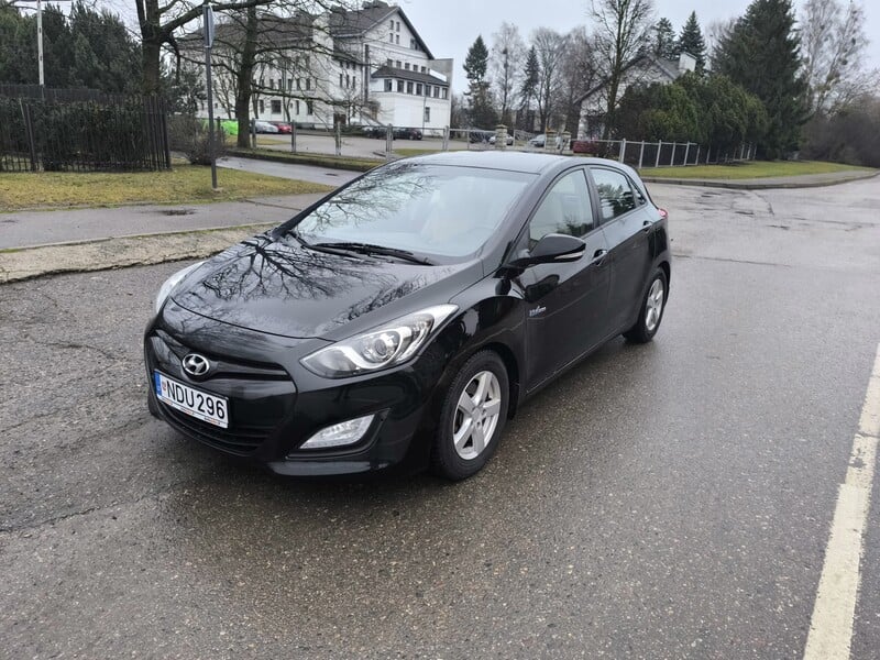 Фотография 1 - Hyundai i30 2013 г Хэтчбек