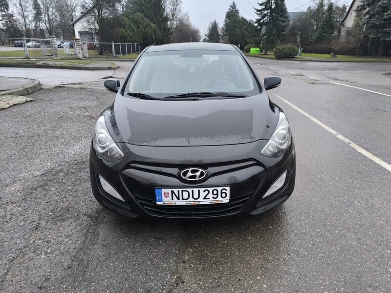 Фотография 2 - Hyundai i30 2013 г Хэтчбек