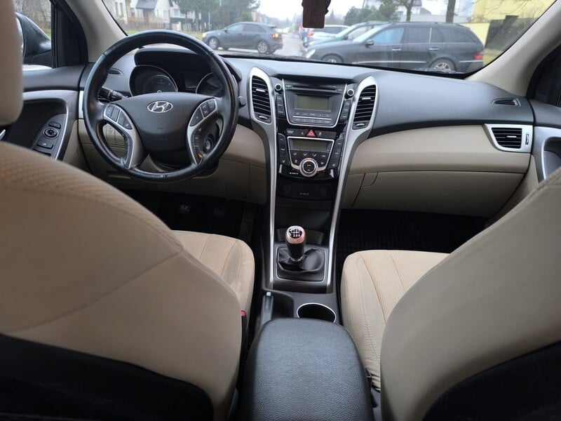 Фотография 9 - Hyundai i30 2013 г Хэтчбек