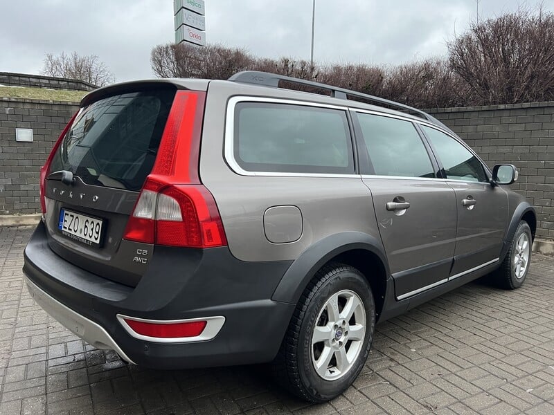 Photo 9 - Volvo XC70 4WD MOMENTUM 2010 y