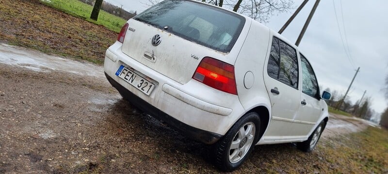 Photo 3 - Volkswagen Golf 1998 y Hatchback