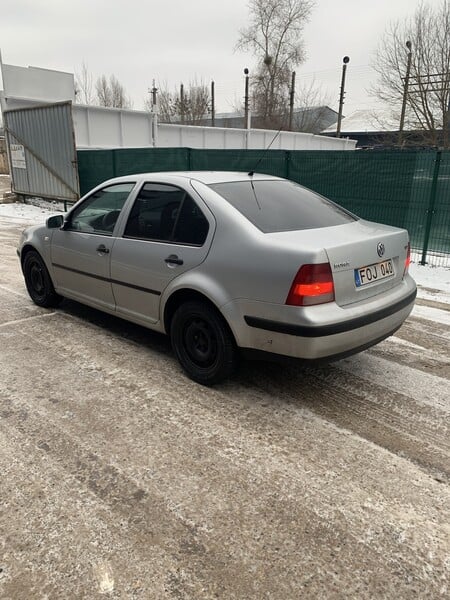 Photo 2 - Volkswagen Bora 2002 y Sedan