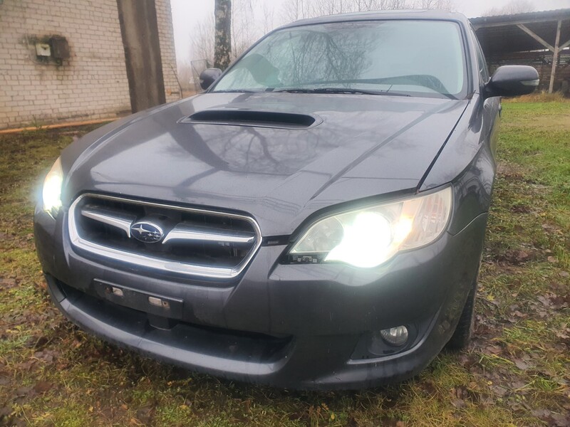 Photo 1 - Subaru Forester 2008 y parts