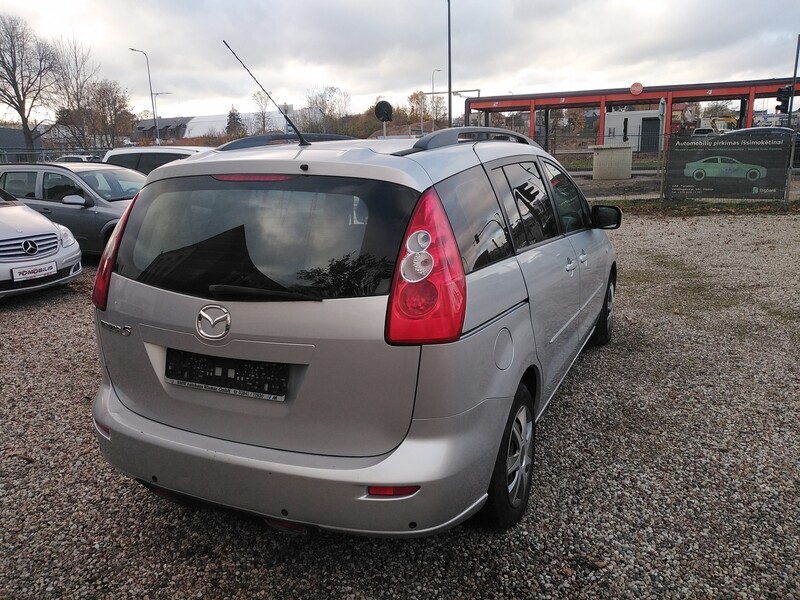 Photo 2 - Mazda 5 2006 y Van