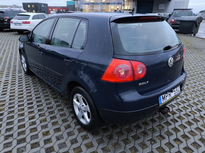 Photo 4 - Volkswagen Golf 2005 y Hatchback