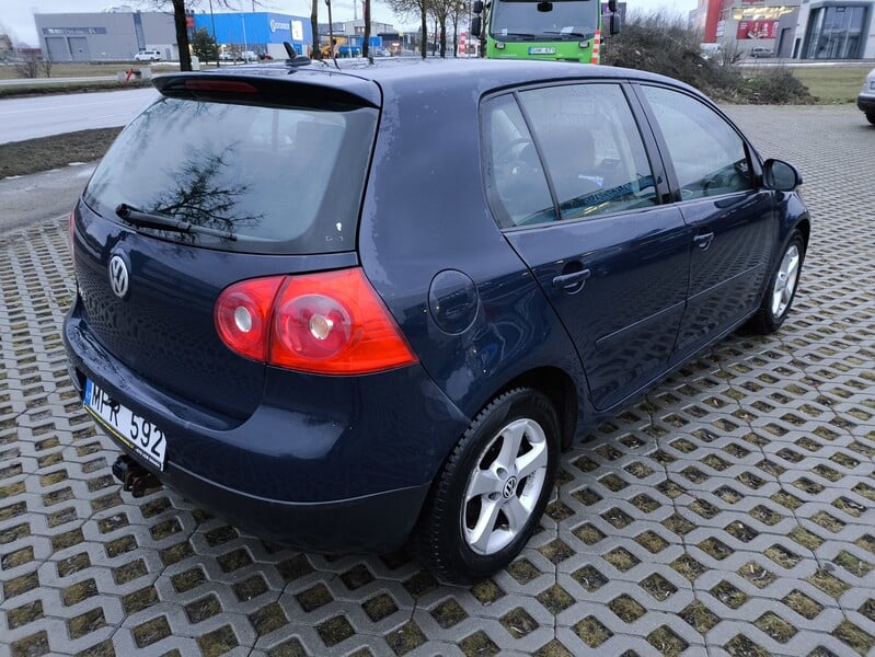 Photo 6 - Volkswagen Golf 2005 y Hatchback