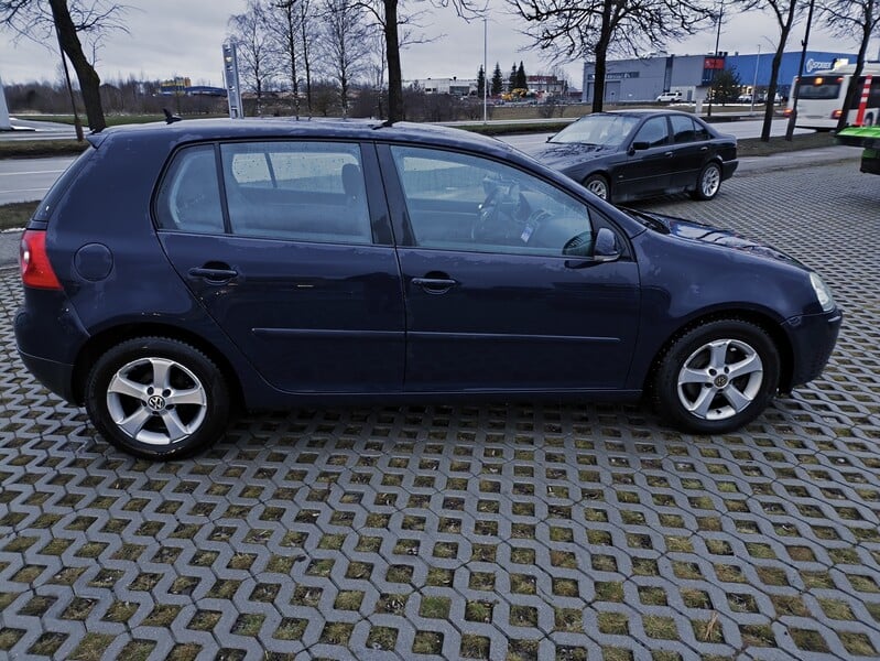 Photo 7 - Volkswagen Golf 2005 y Hatchback