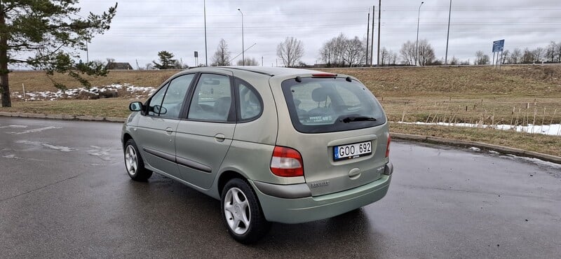 Photo 3 - Renault Scenic 2001 y Van